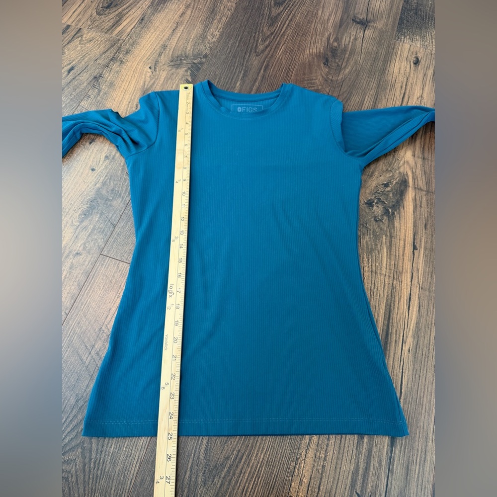 Figs Women’s Ribbed Longsleeve Underscrub Caribbean Blue Size Small - Picture 7 of 9